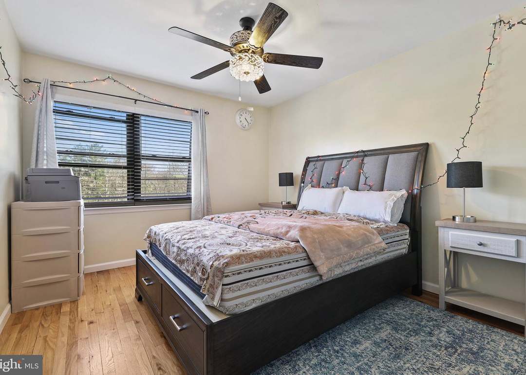 2032 Old Stone Mill Drive – photo 4