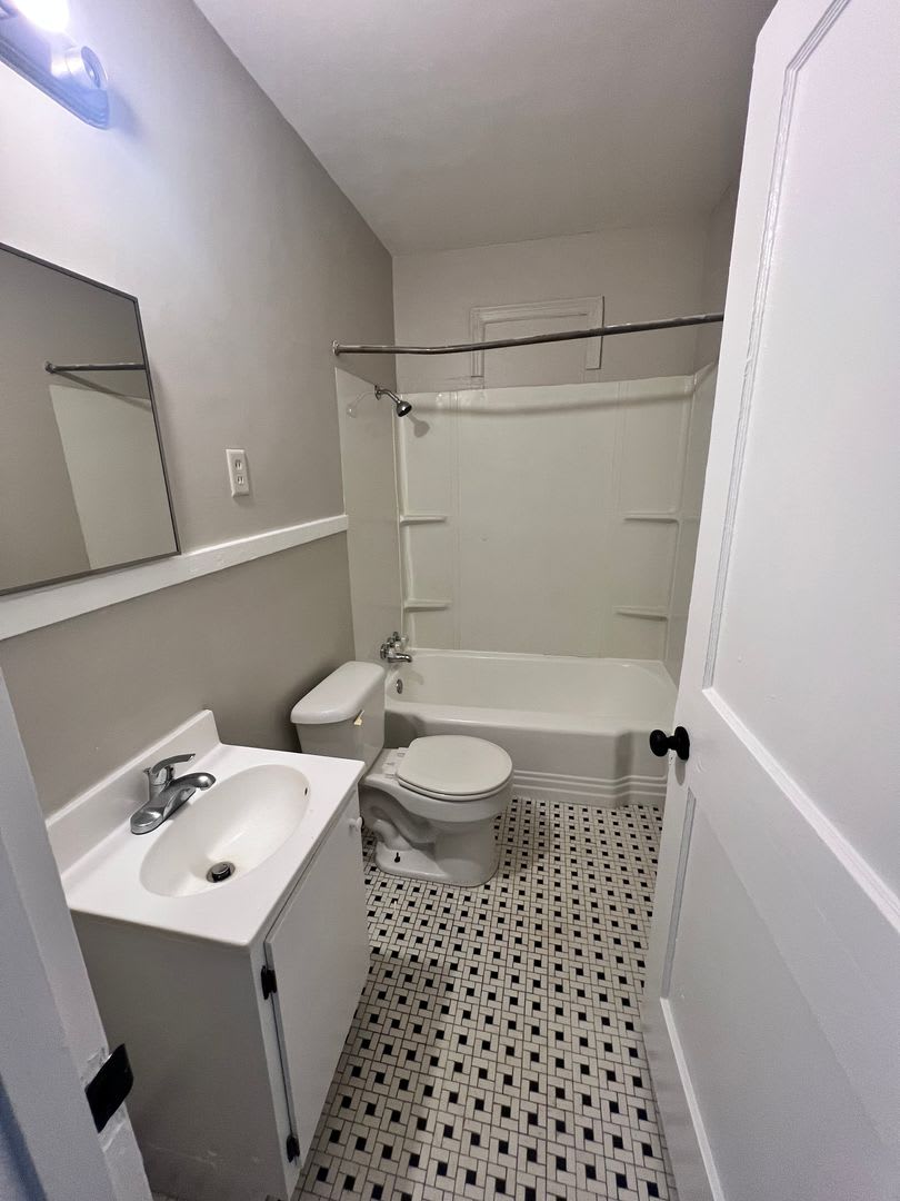 1 Bedroom Duplex – photo 3