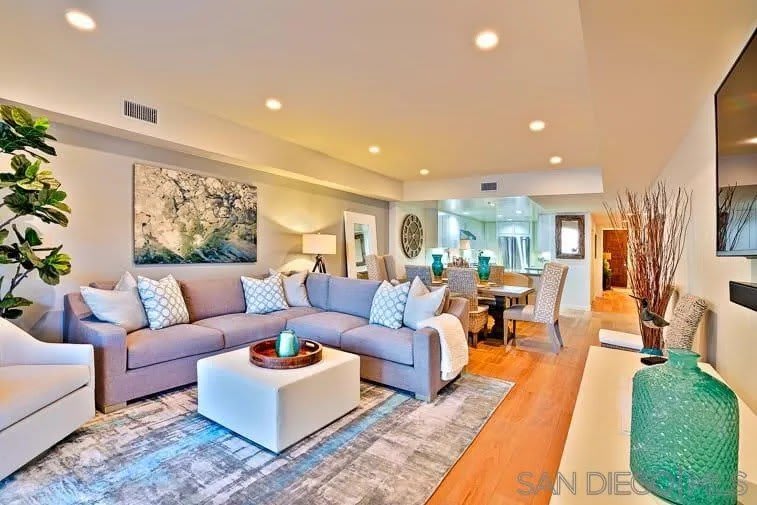 6767 Neptune Pl – photo 5