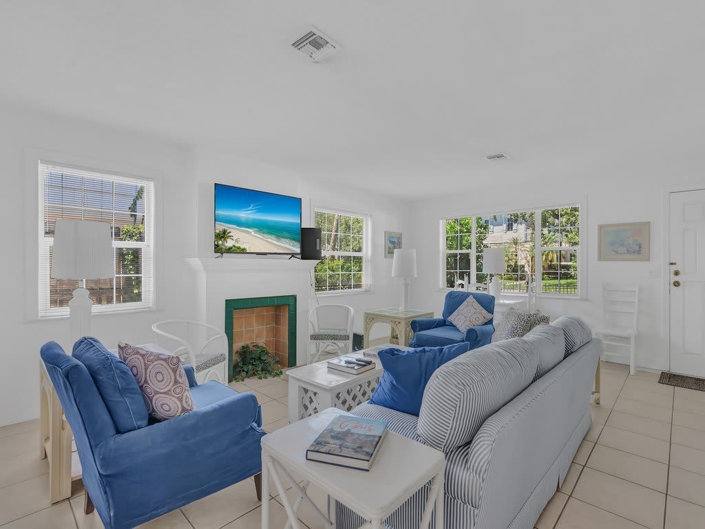 798 Bougainvillea Lane – photo 3