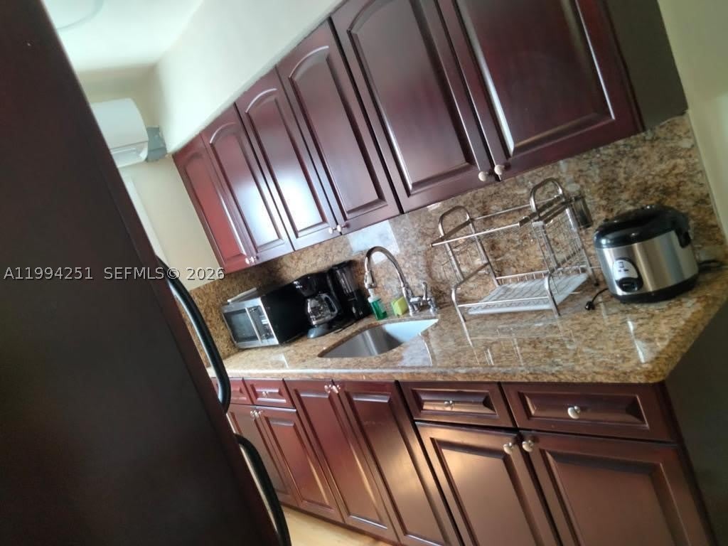 4015 Indian Creek Dr – photo 3