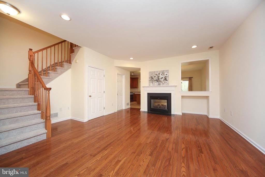 46 Hoover Avenue – photo 5
