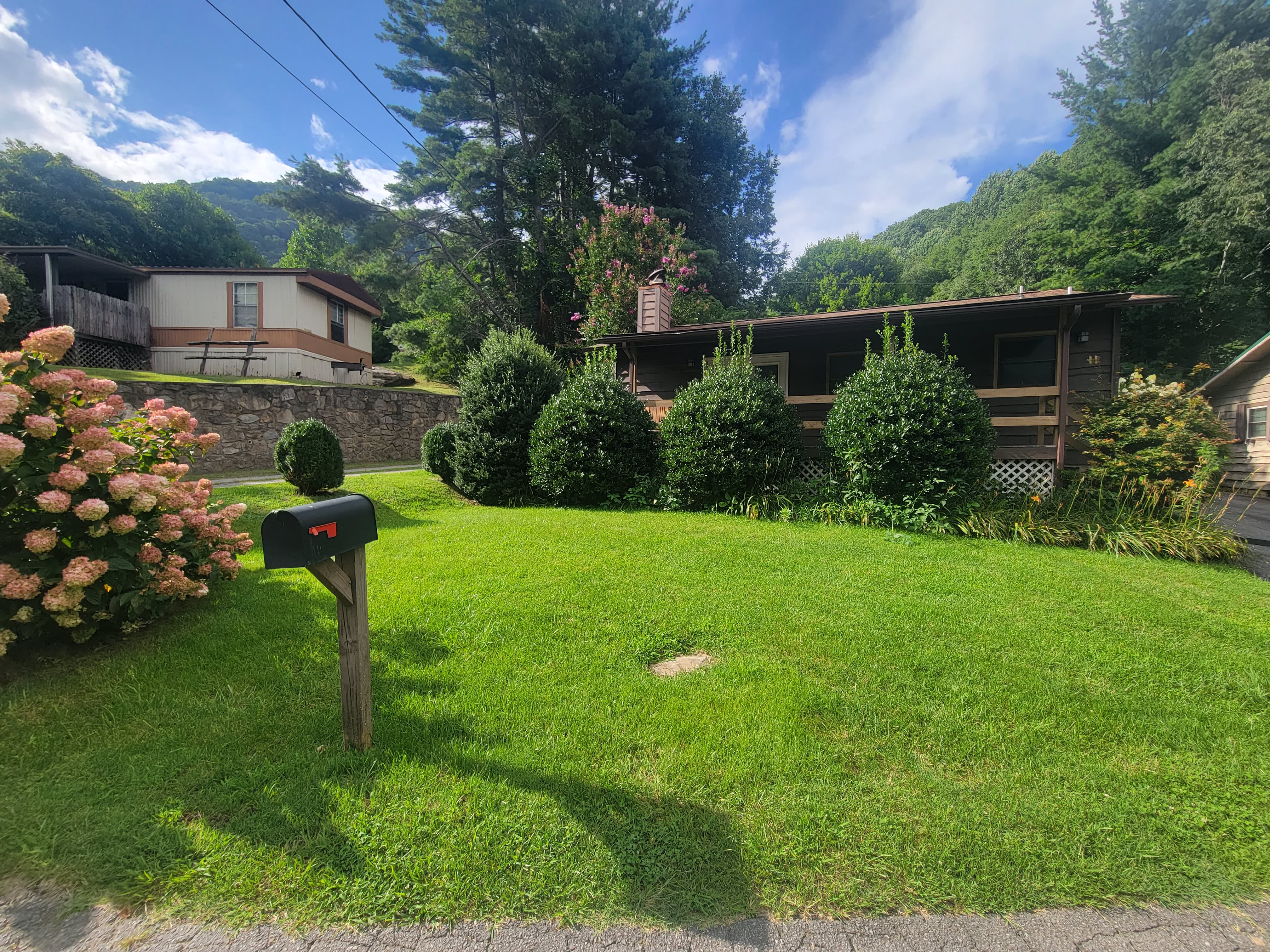 11 Crystalwood Ln – photo 2