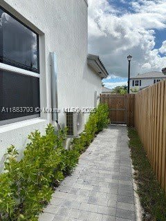 834 SE 26th Rd – photo 2