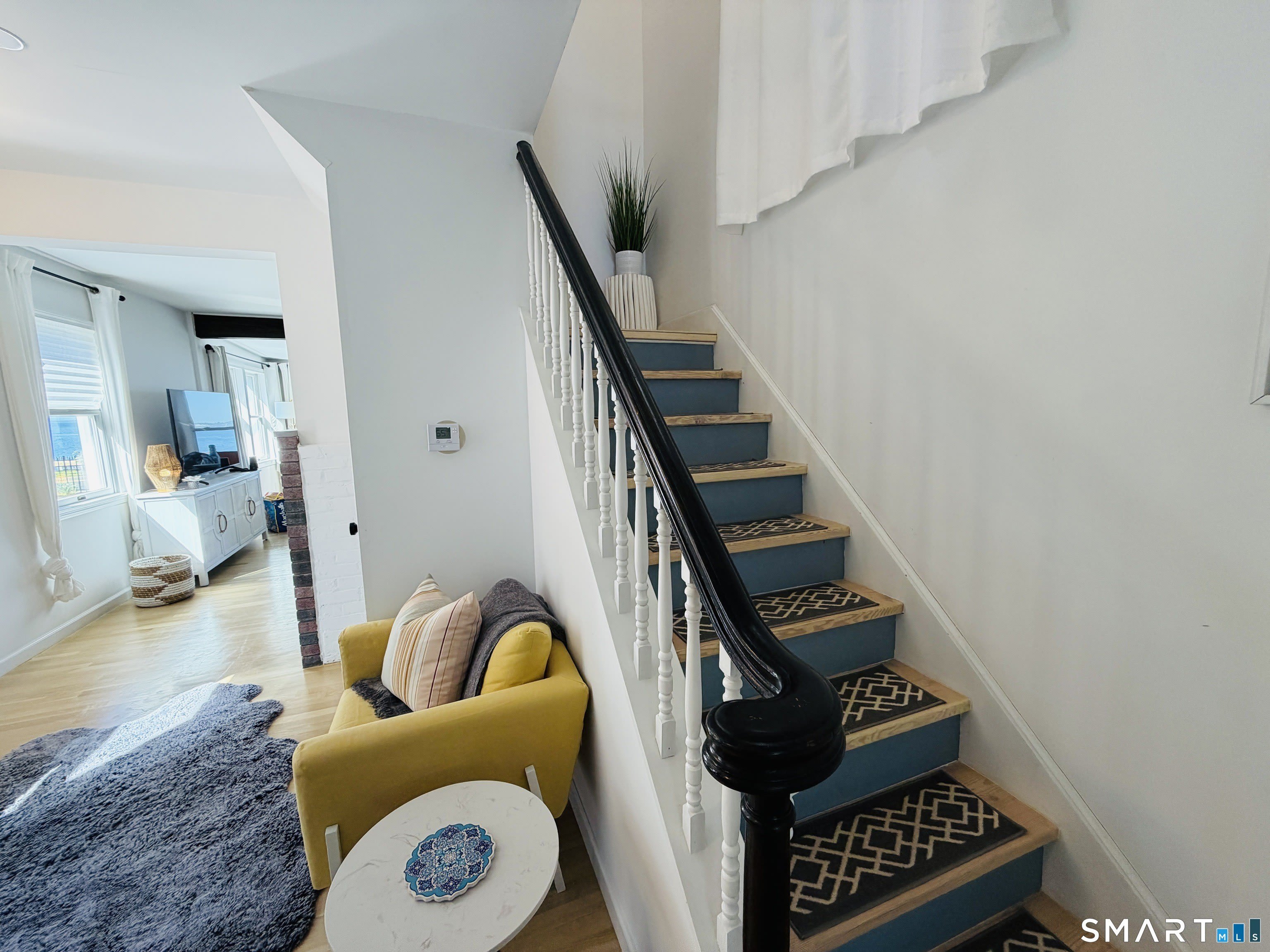 241 Townsend Avenue – photo 4