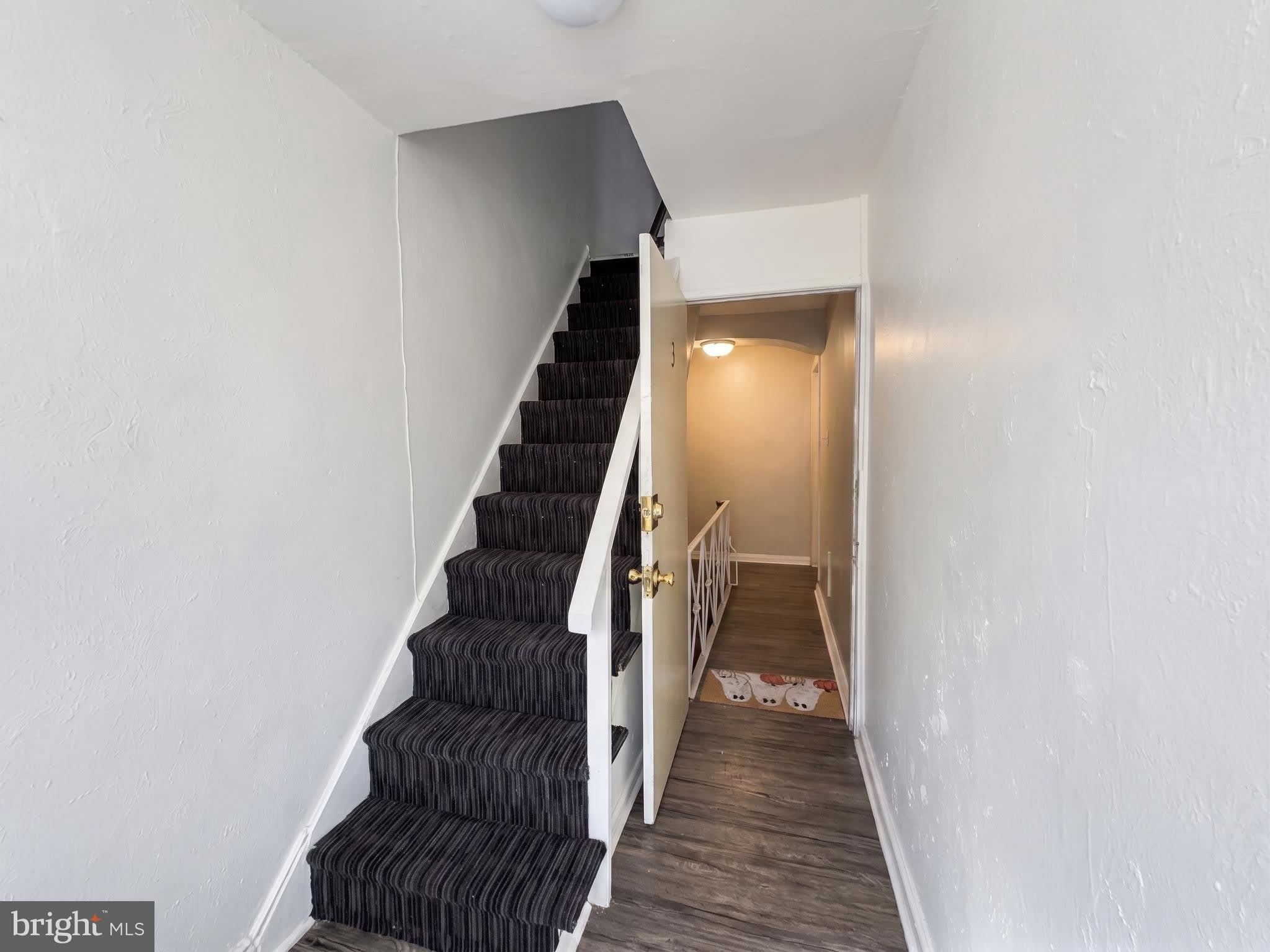2603 E SOMERSET Street – photo 3