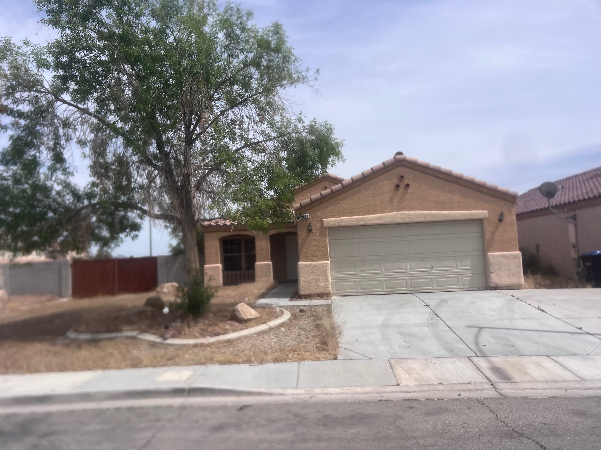 5932 Kenmore St – photo 2