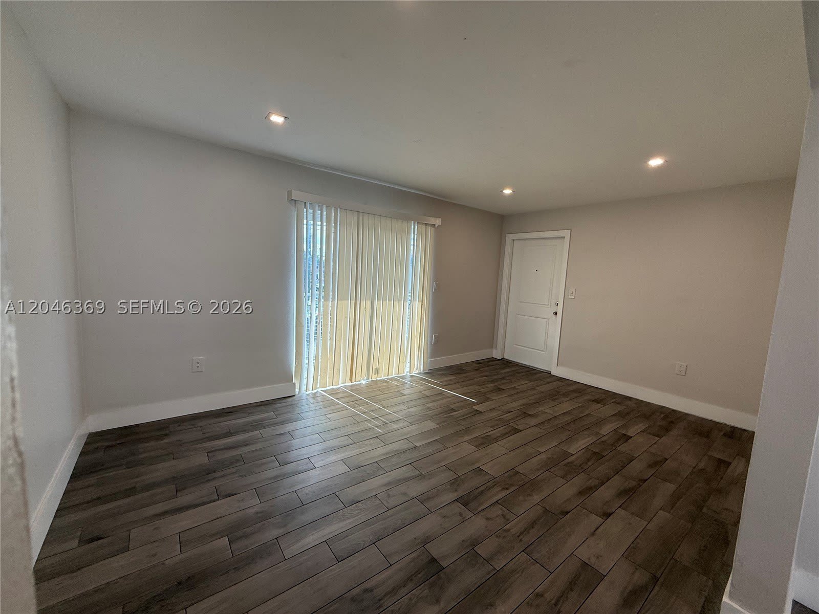 837 SE 12th Street – photo 4