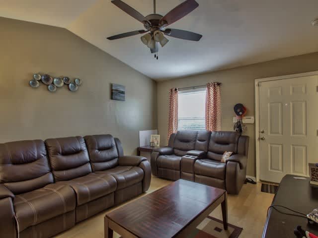 2 Bedroom Duplex For Rent Off Apalachee Parkway 1350 Per Month All Wood Floors Lawn Care Included – photo 3