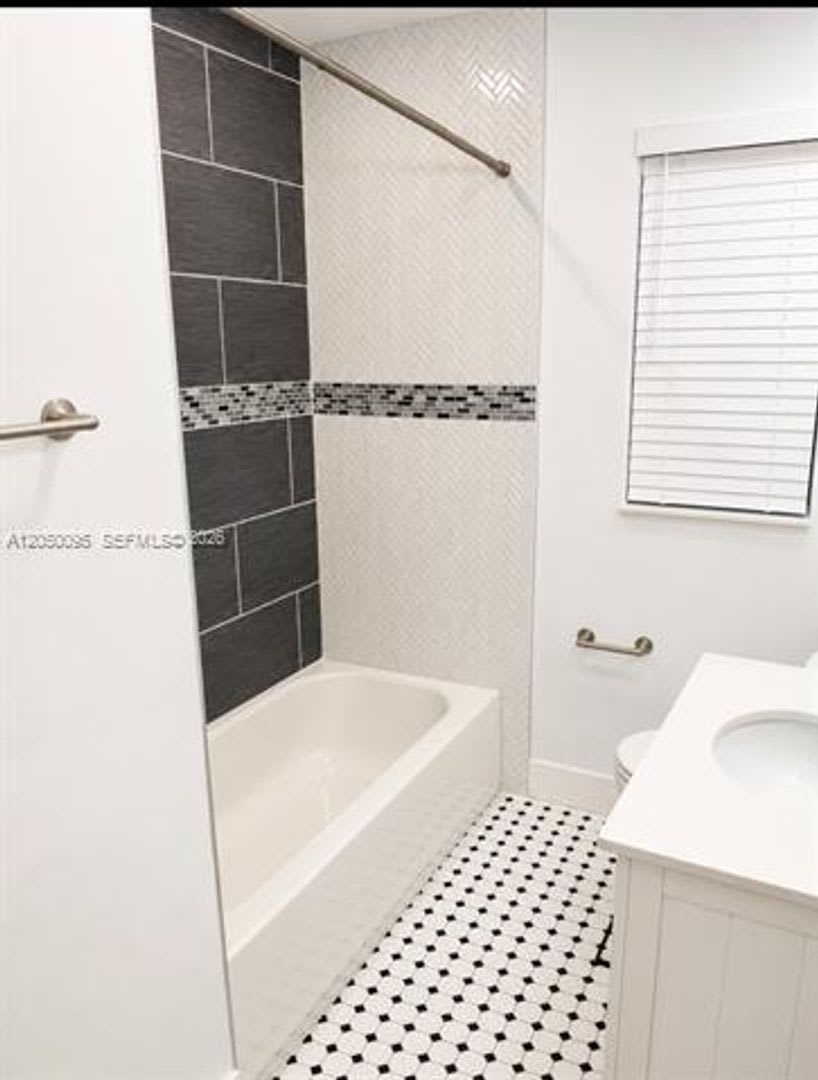 1039 Ne 17Th Ave 1039 Fort Lauderdale Fl 33304 – photo 5