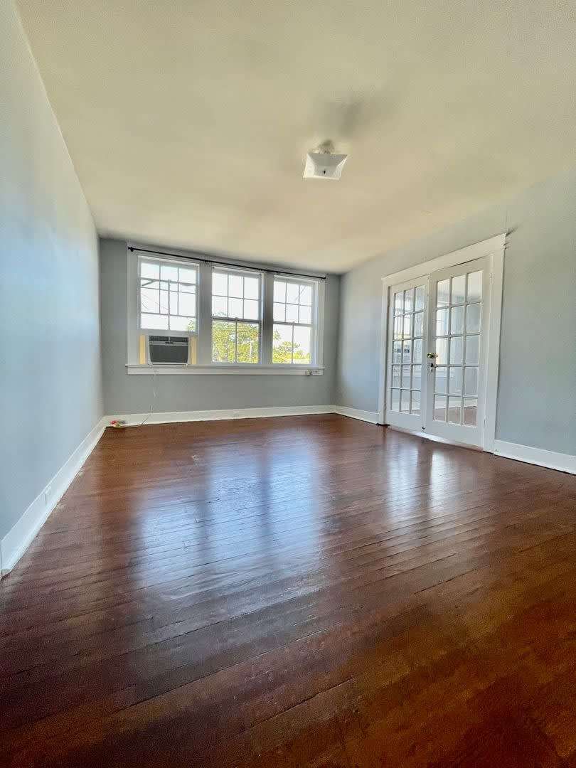 2 Bed 1 Bath Near Campus – photo 2