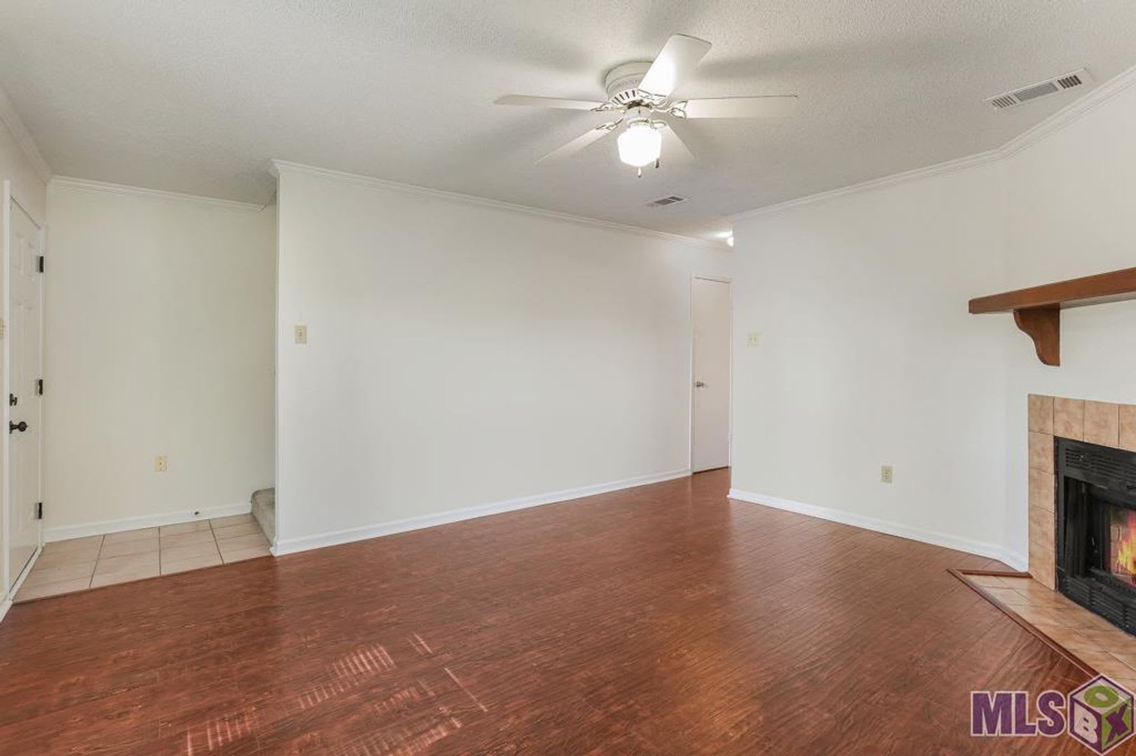 2 Bedroom Townhome Community Pool – photo 4