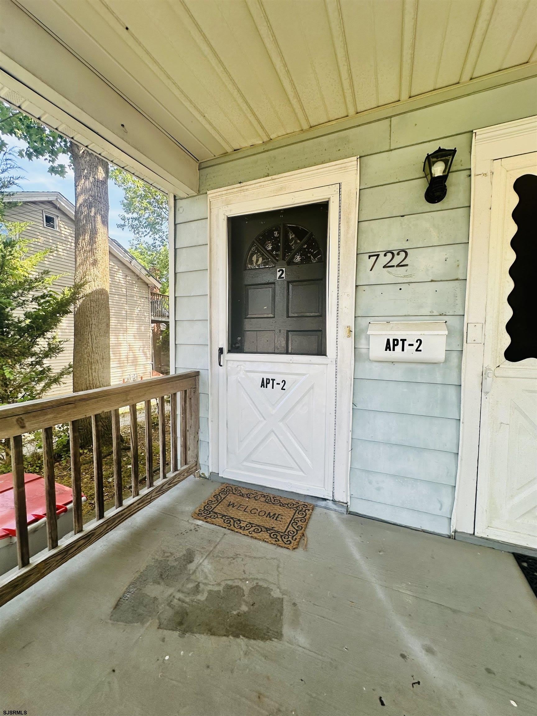 722 E Grape Street – photo 2