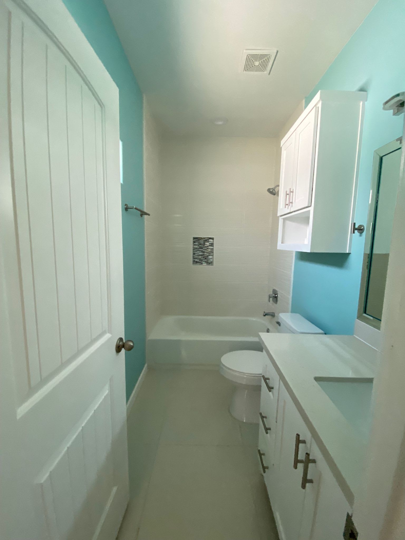 201 W St Helena Ave – photo 3
