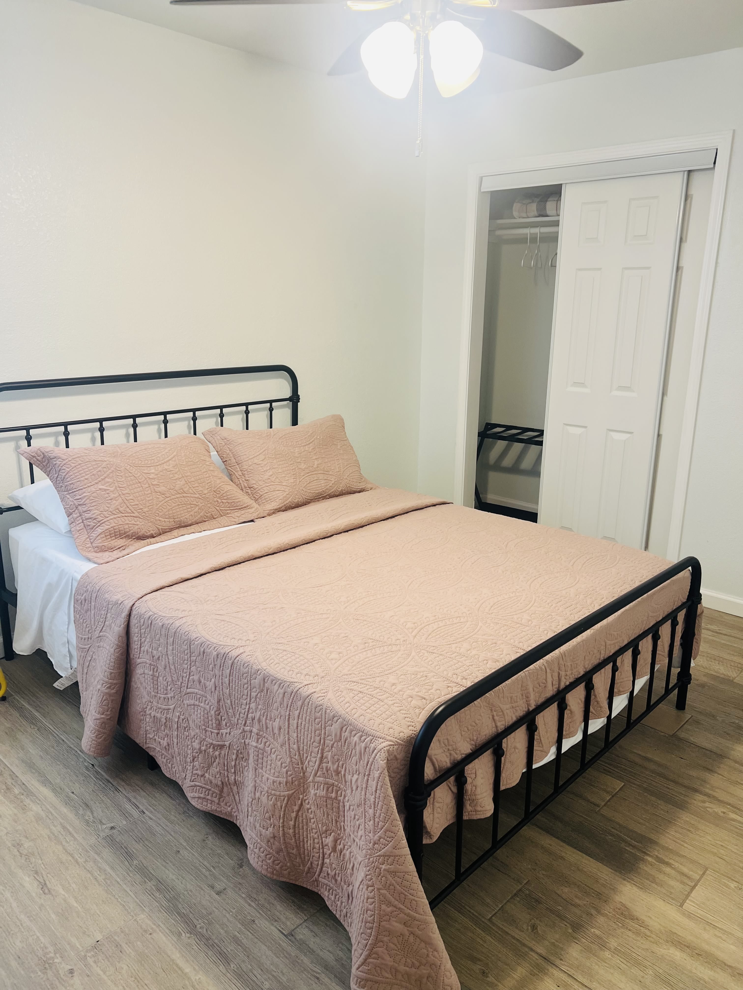 1206 North Main Street – photo 3