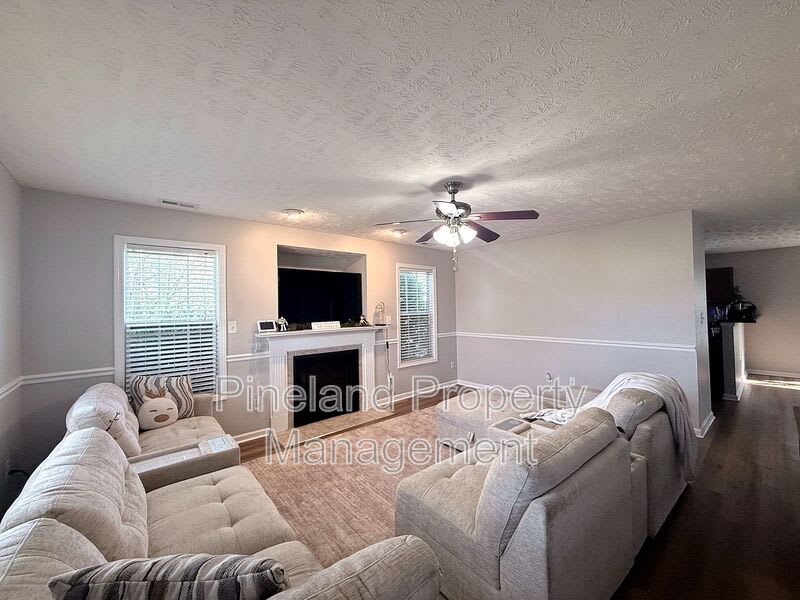 153 Abbey Lane – photo 3