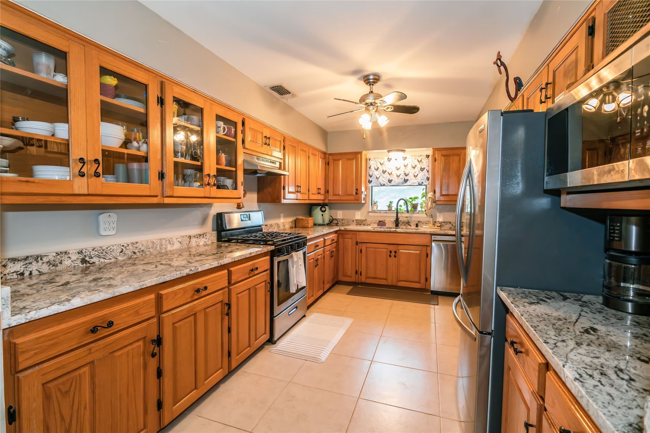 517 E Locust Street – photo 4