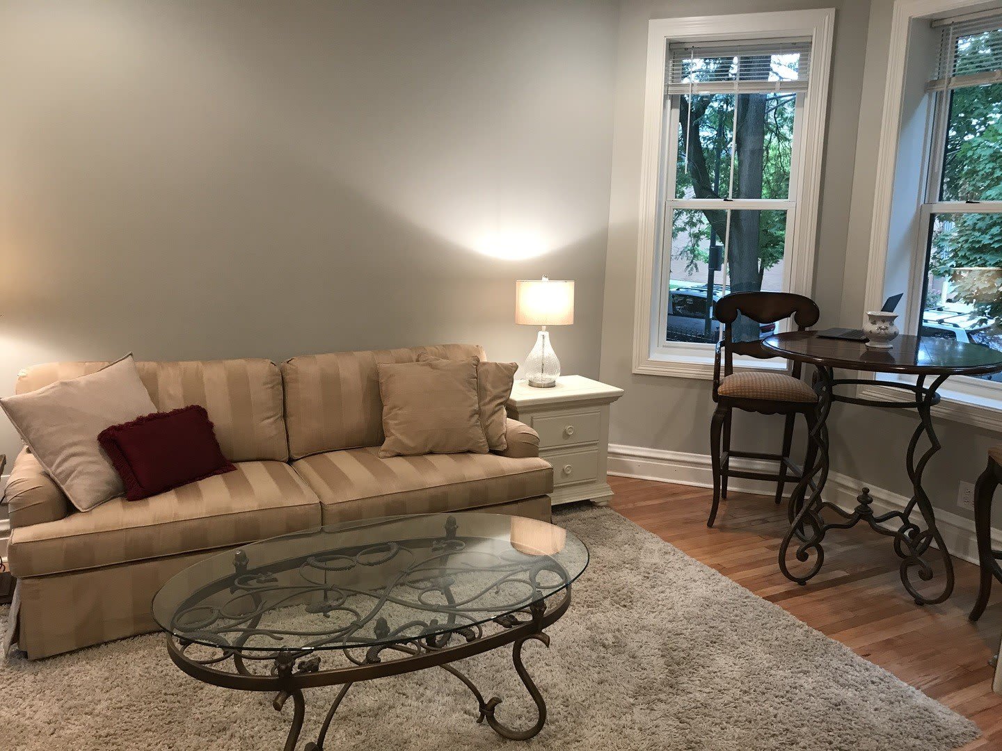 4322 N Leavitt Street – photo 3