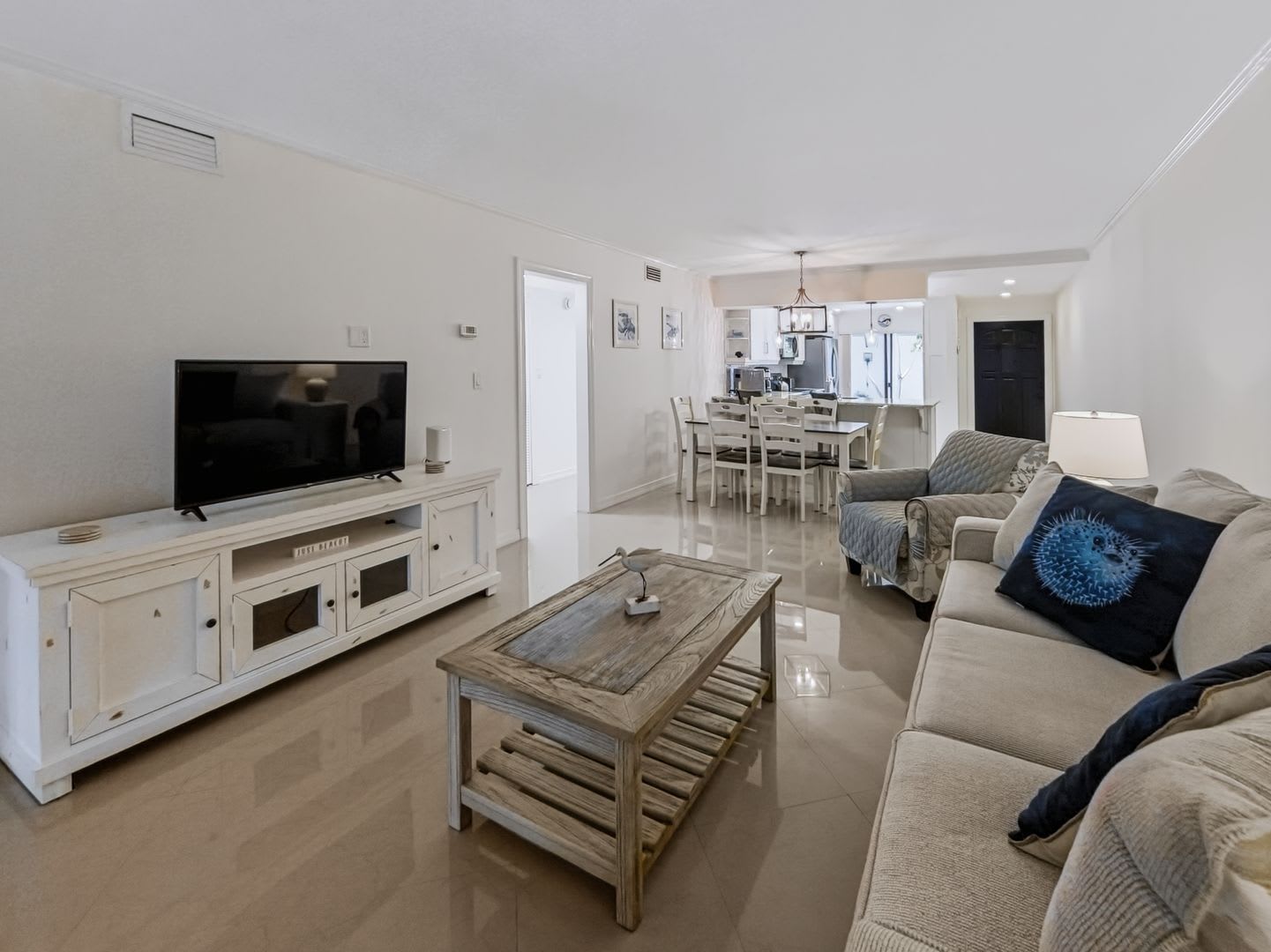 ** CATALINA AT HIGH POINT ** 2 BED / 2 BATH – photo 3