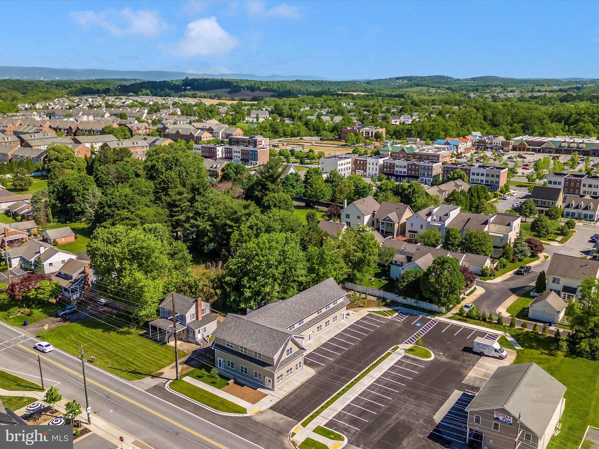 3535 URBANA Pike – photo 4