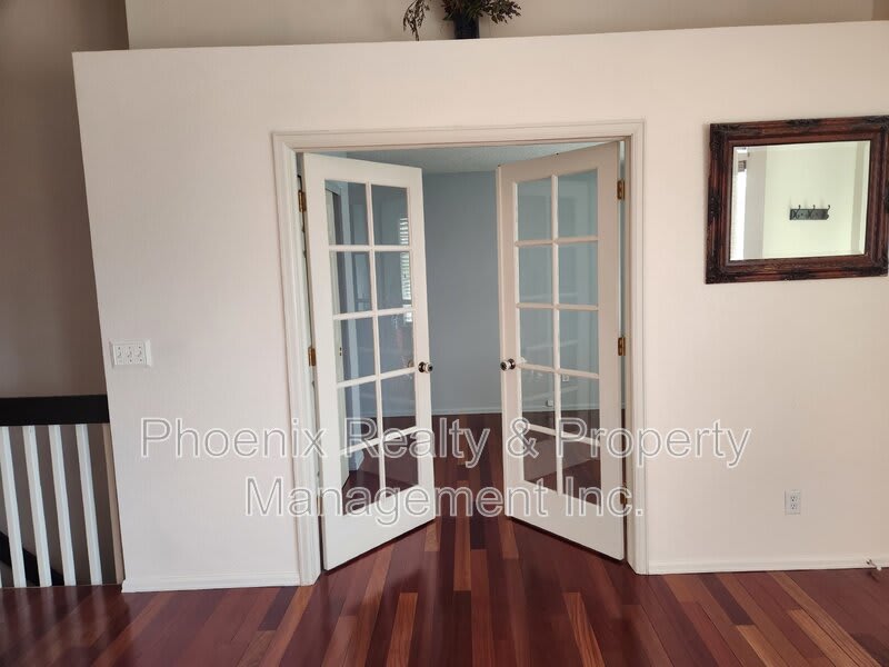 370 Harvest Point Drive – photo 4