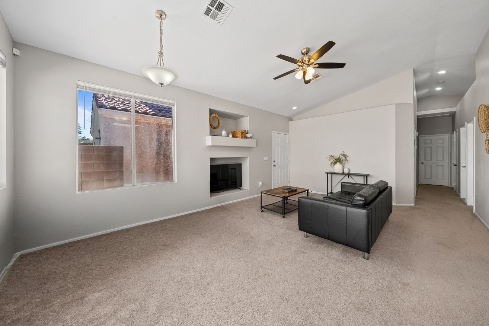 Fully Furnished Single Story Near Silverado Ranch – photo 3