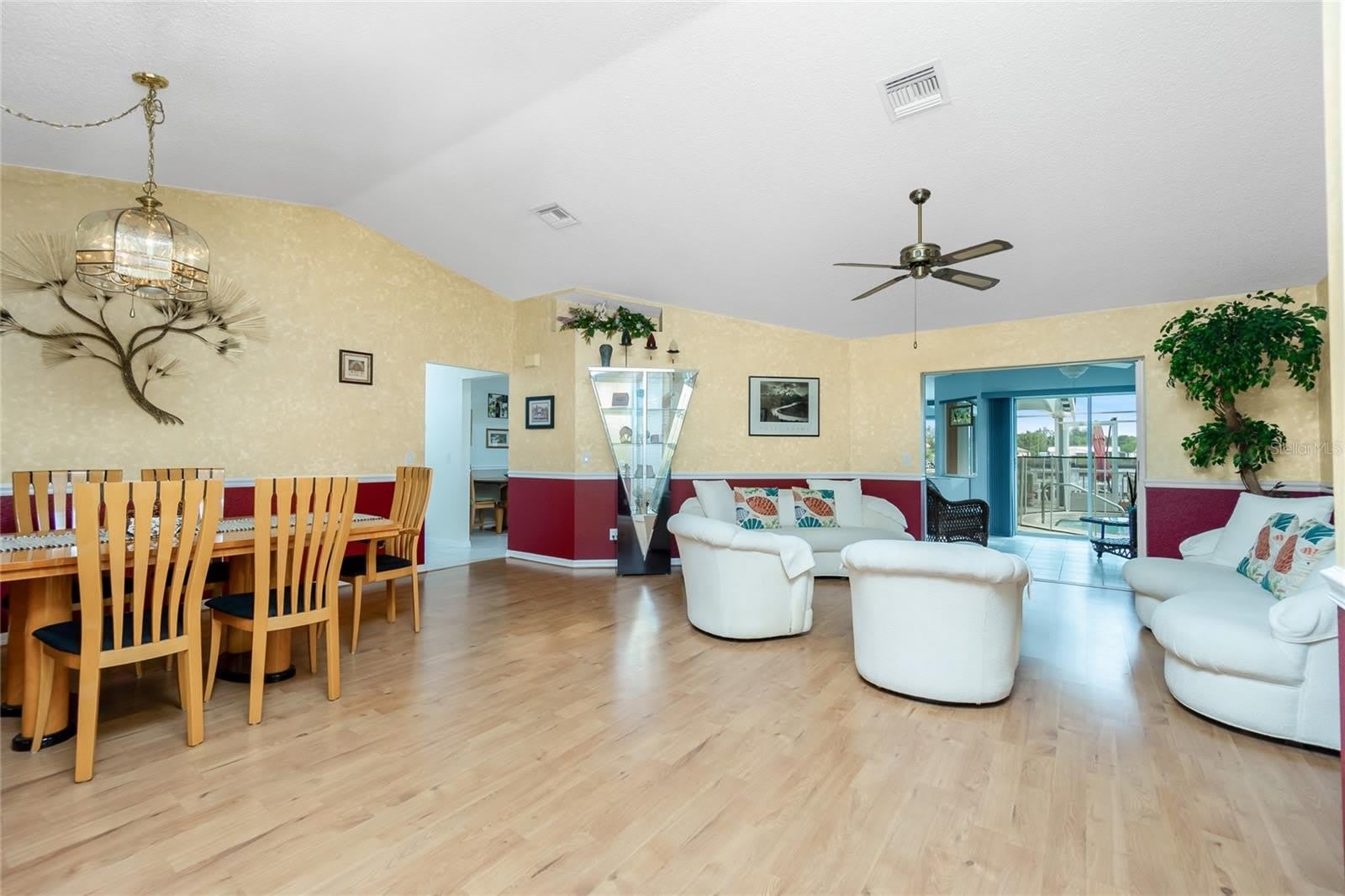 4088 GINGOLD Street – photo 5