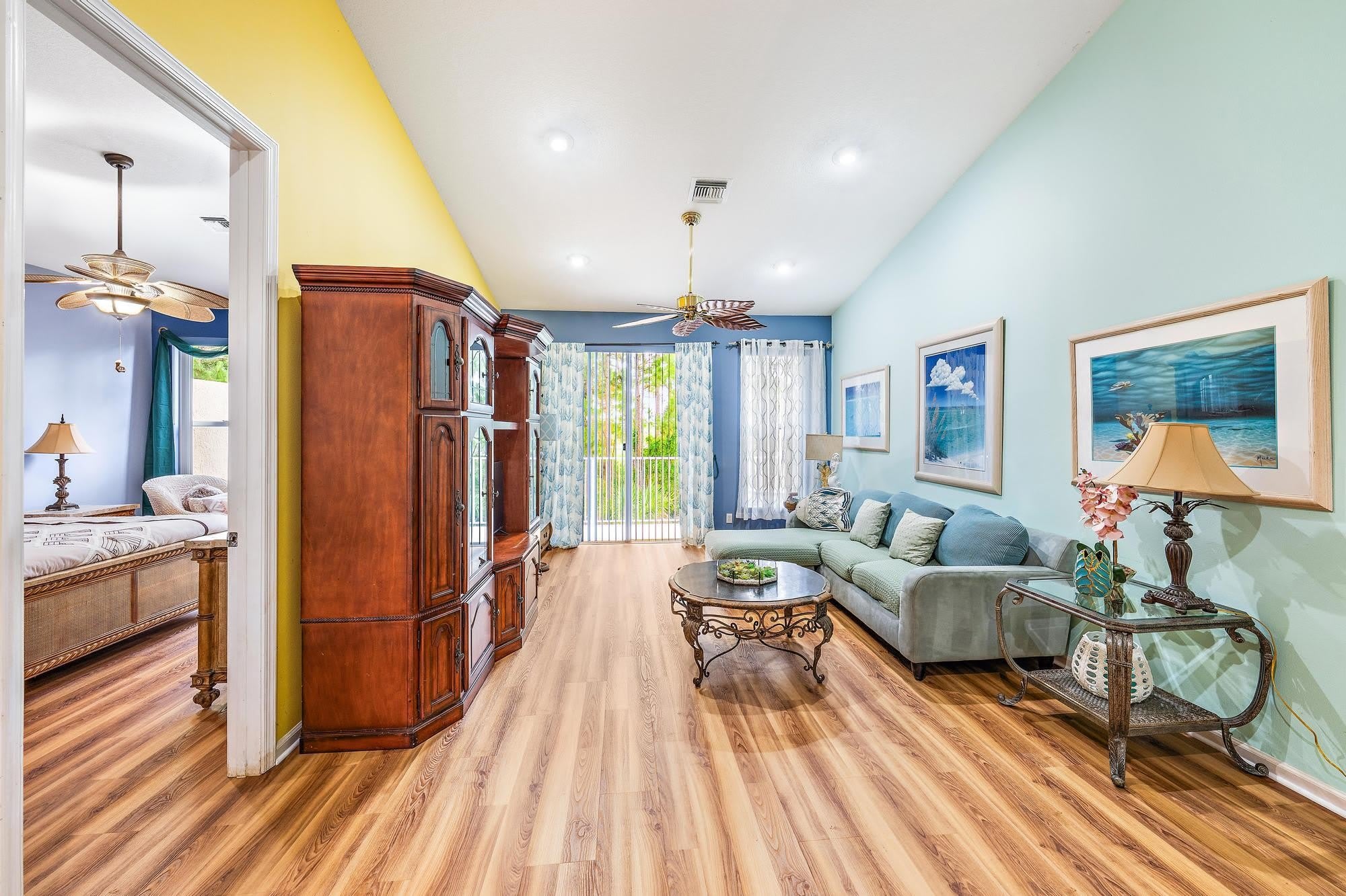 9224 Wentworth Lane – photo 2