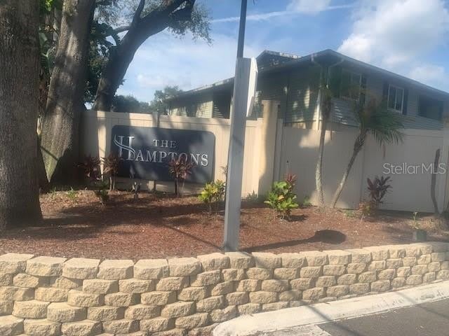 620 GOLDEN RAINTREE Place – photo 3