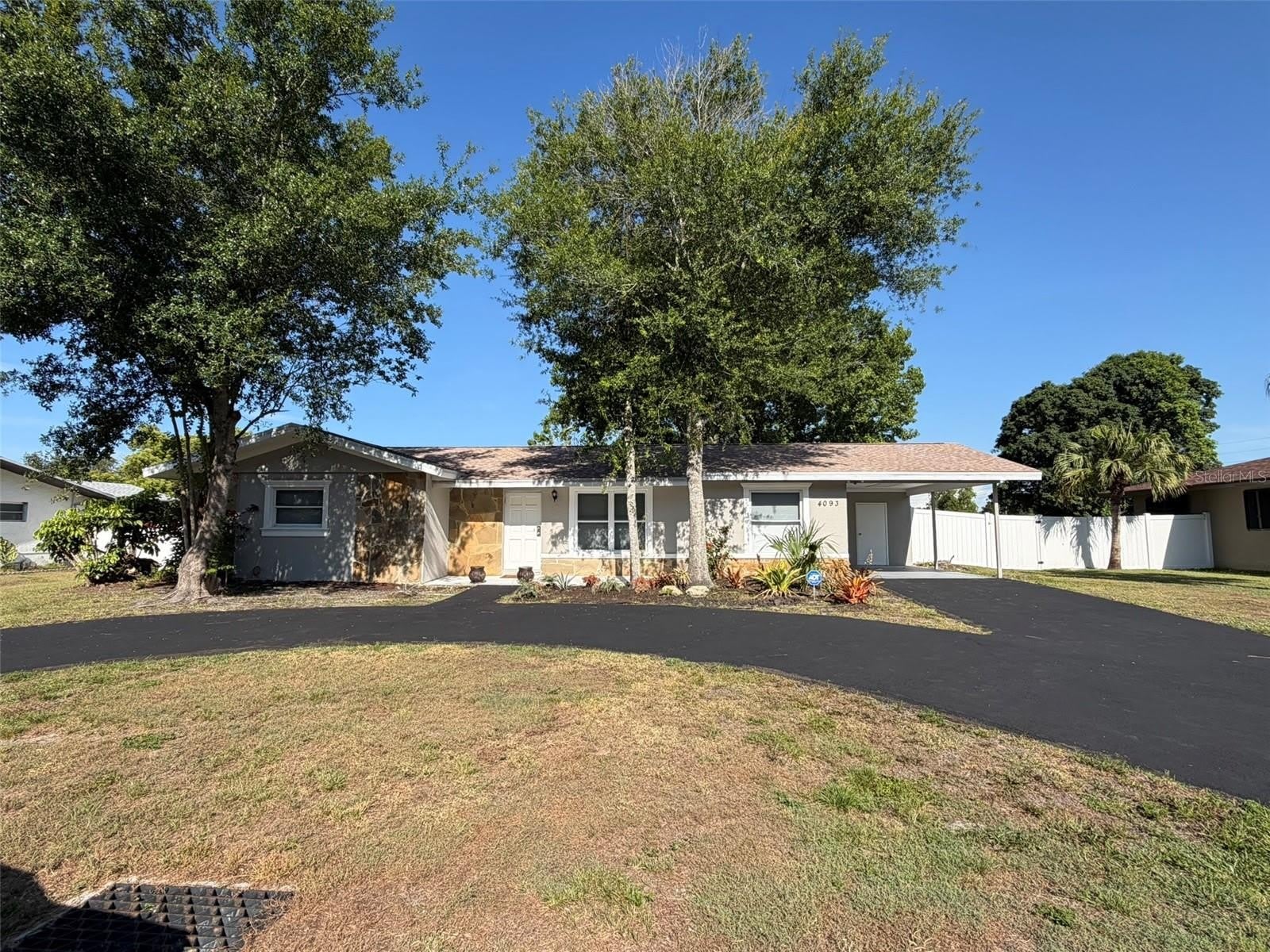 4093 Drance Street – photo 1