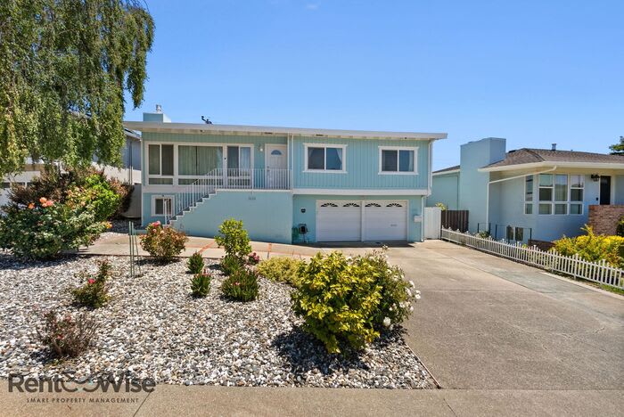 1120 Oakwood Drive – photo 1