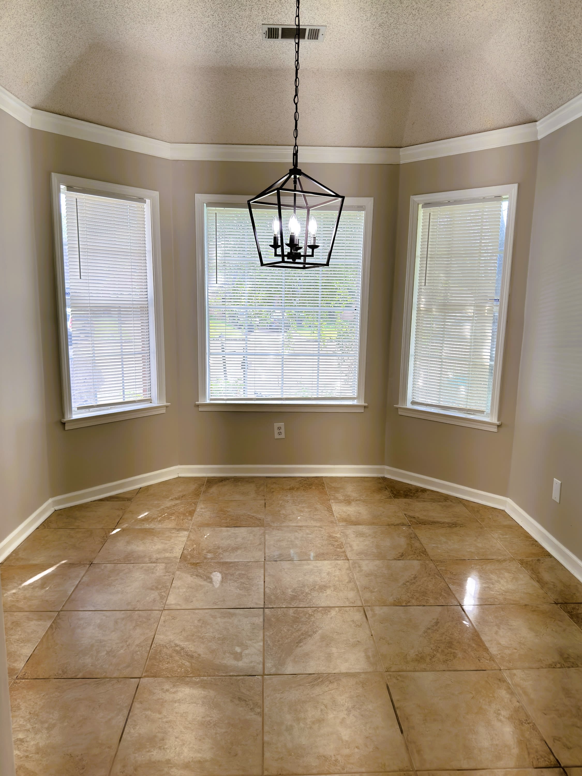 9040 Pepper Hollow Court – photo 3