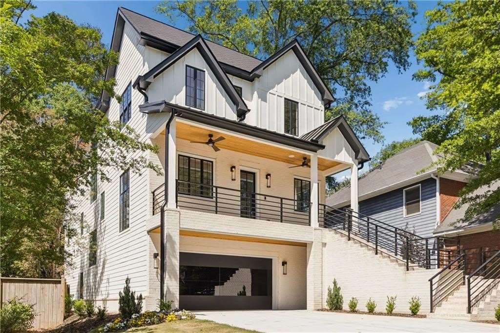 1385 Sylvan Circle NE – photo 2