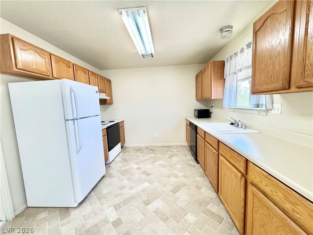 1040 Marne Court – photo 3