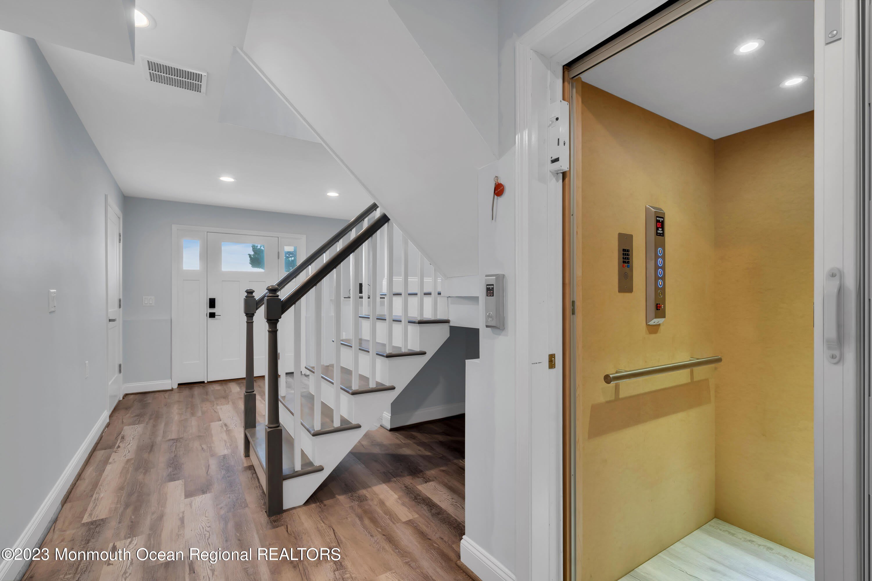 121 Dewey Drive – photo 4