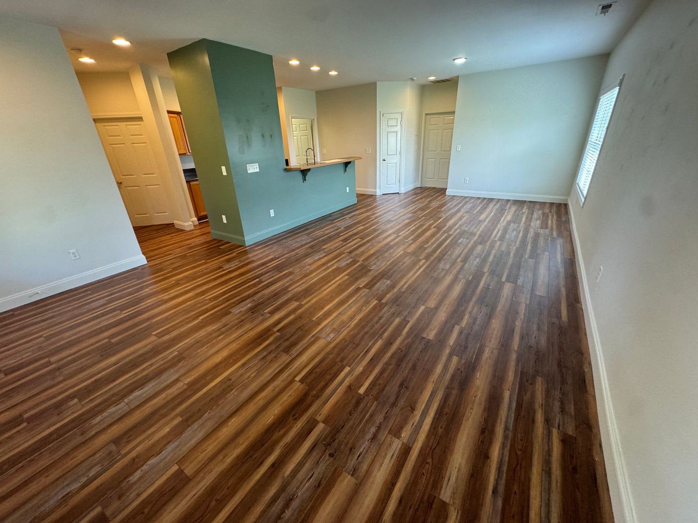Experience Modern Main-Level Living in a Private Oak Ridge Community – photo 5