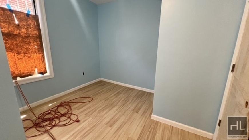 586 EAST 54 STREET – photo 5