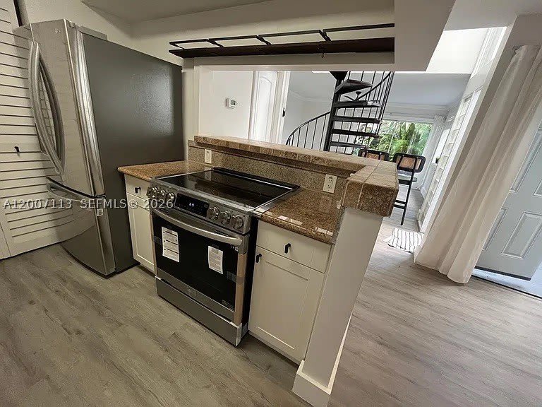 3209 Bird Ave – photo 3