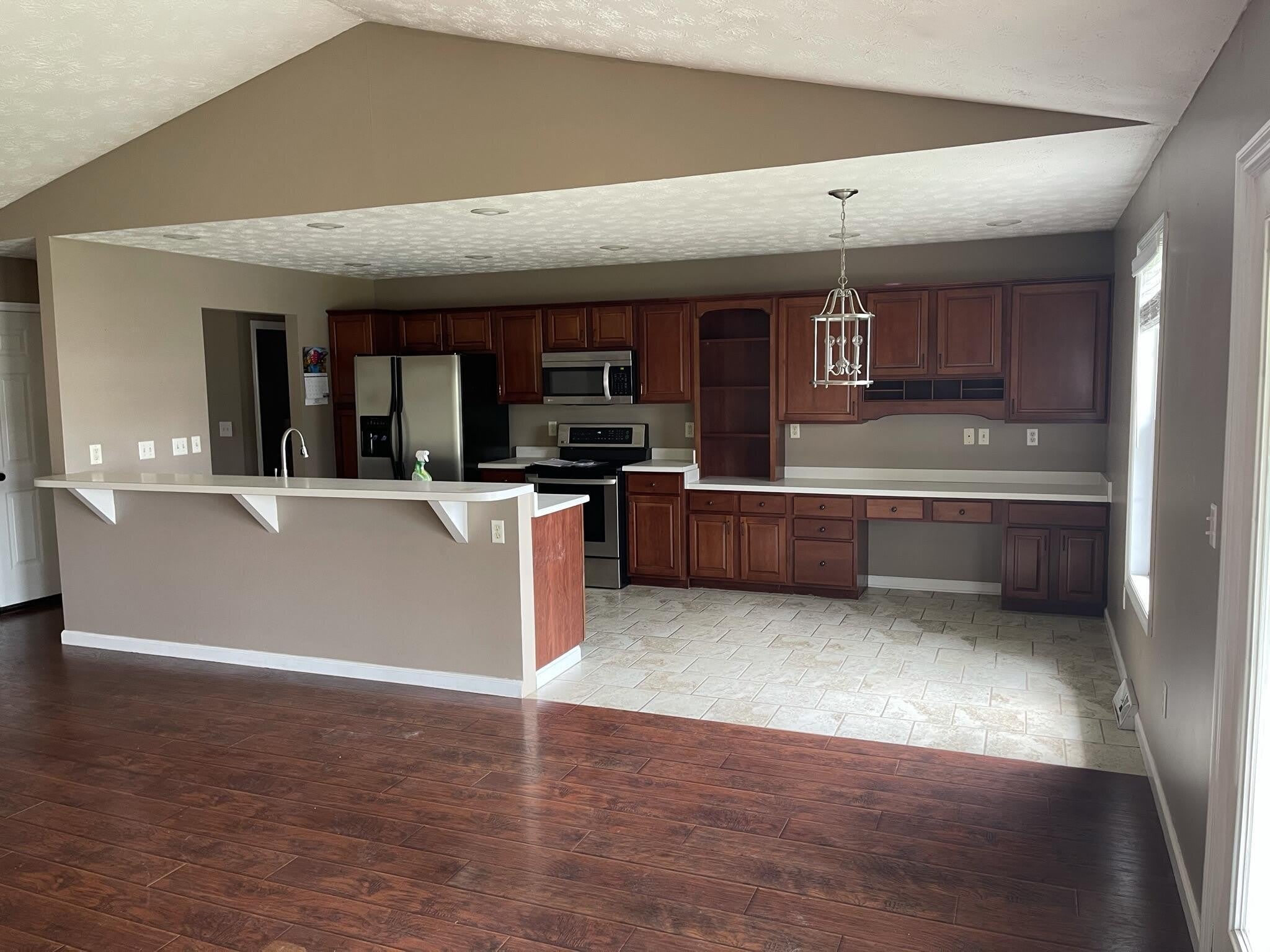1024 Heathcliff Drive – photo 4