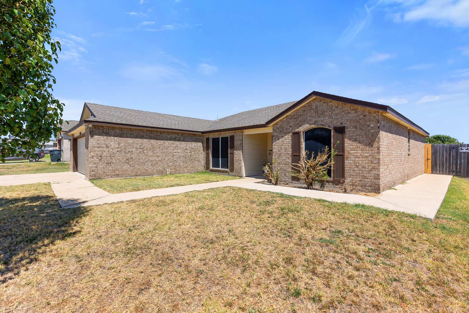 4407 Hank Drive – photo 3