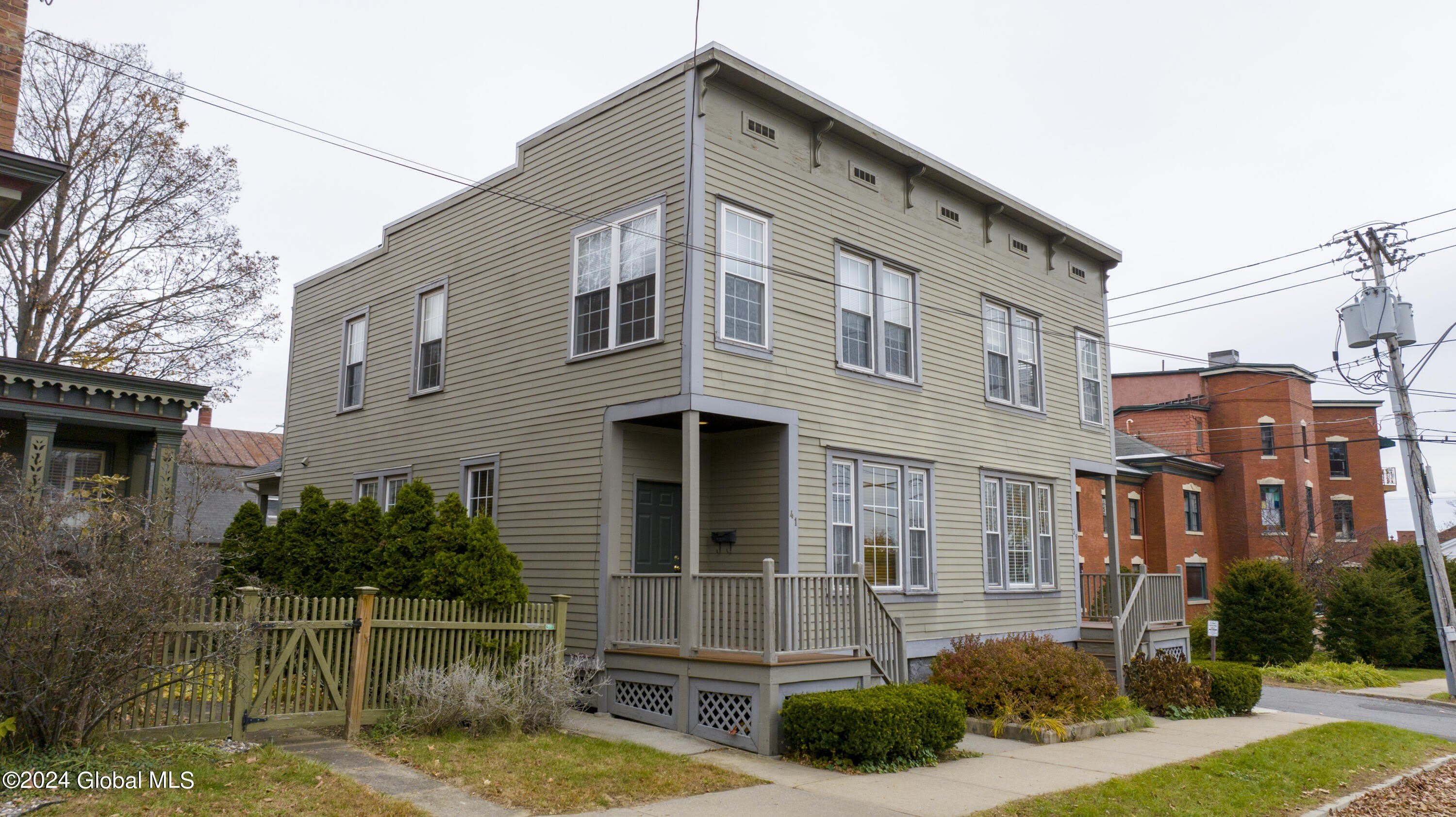 39 Walton Street – photo 1
