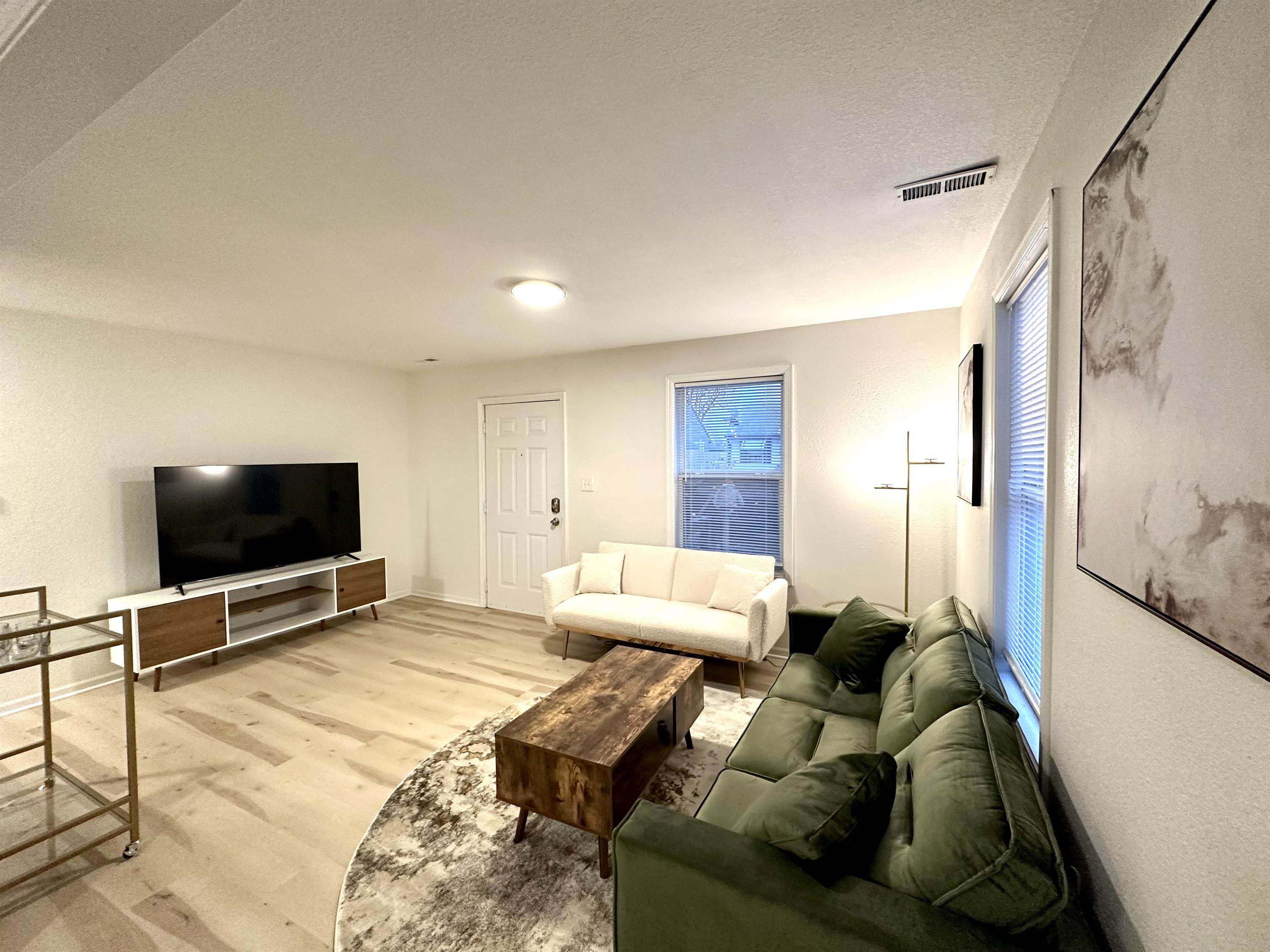 2618 Essex Street – photo 4