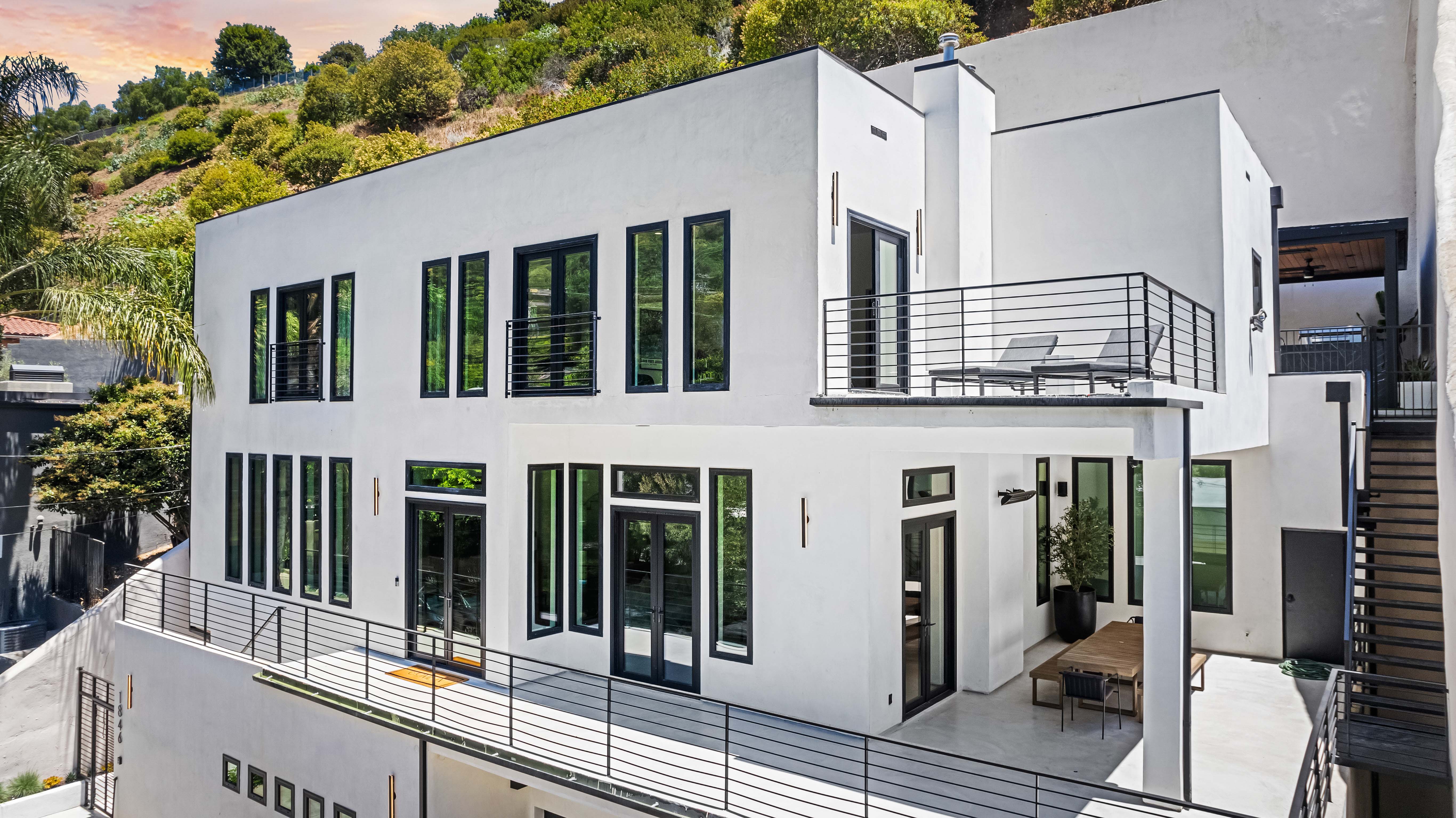 1846 N Franklin Canyon Dr – photo 2