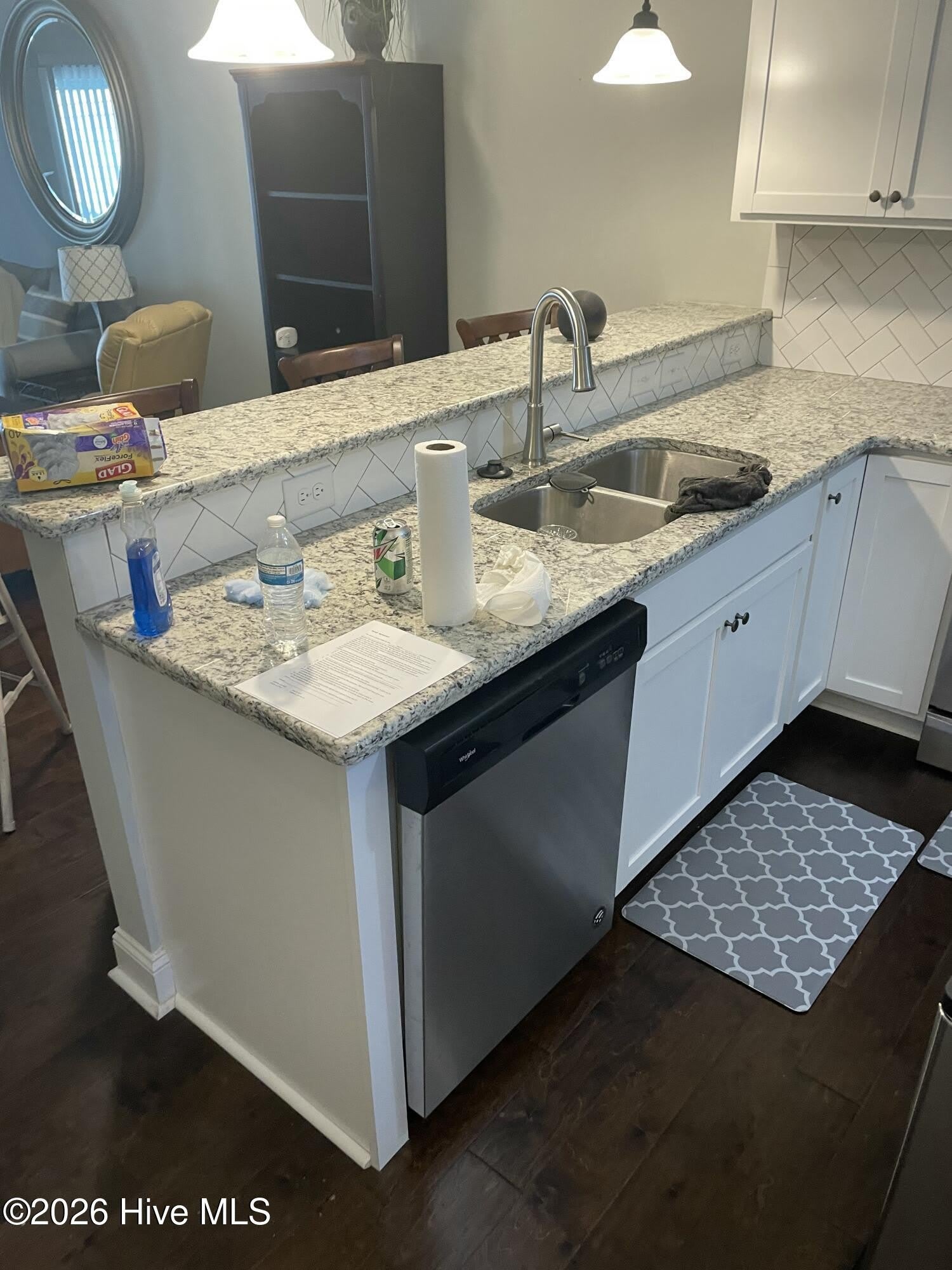 1823 Fox Den Way – photo 2