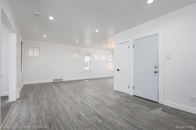12468 70 Mendota Street – photo 2