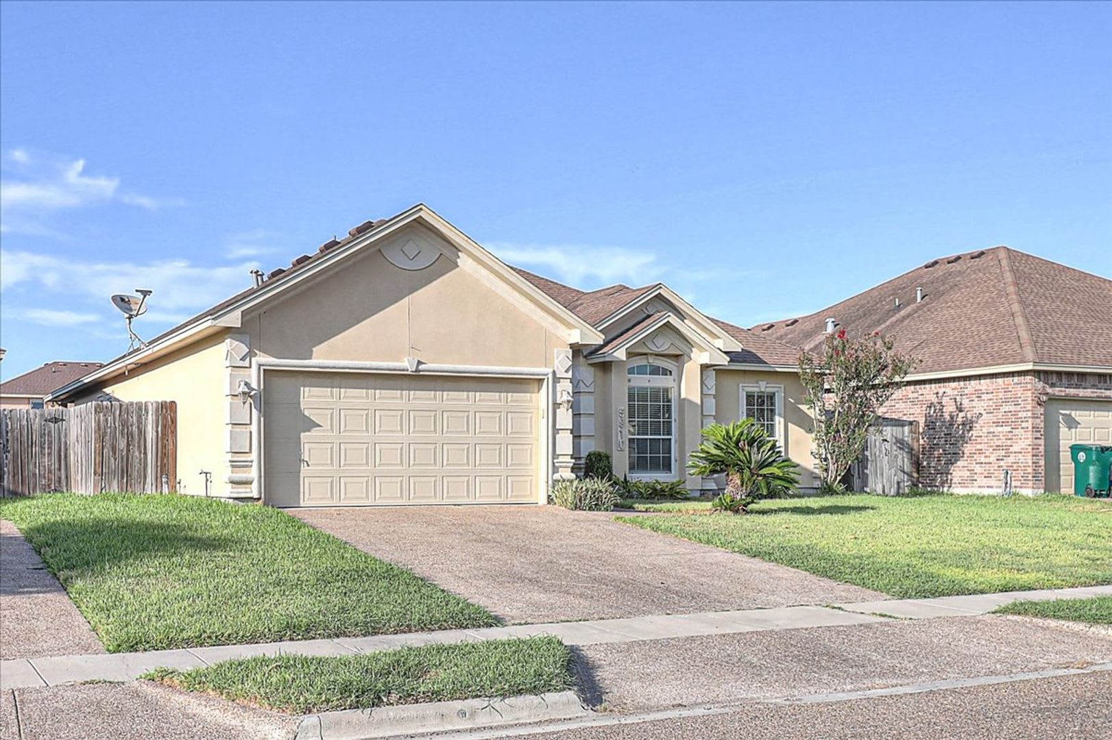 5810 Aava 4 Bed 2 5 Bath 2 775 Month – photo 3