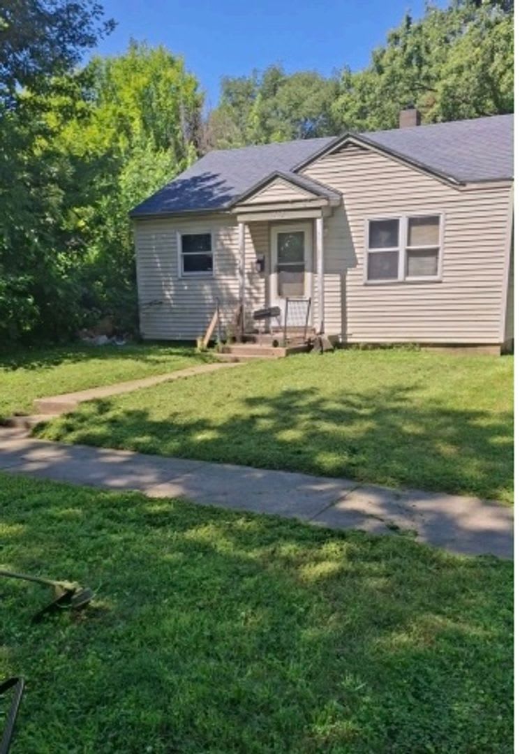 Owner financing / Handyman Special / Investment Opportunity – photo 2