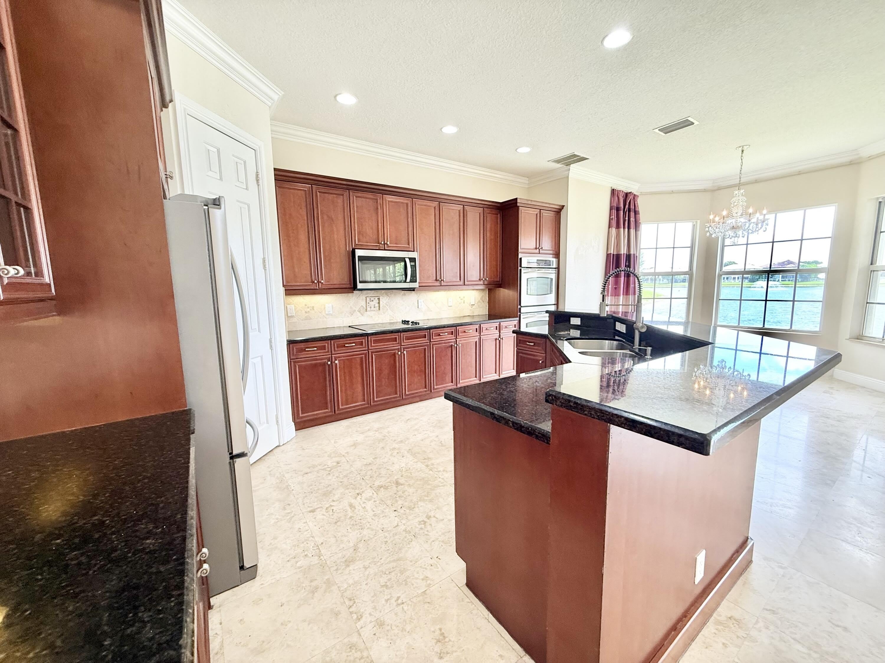 9656 Cobblestone Creek Drive – photo 5