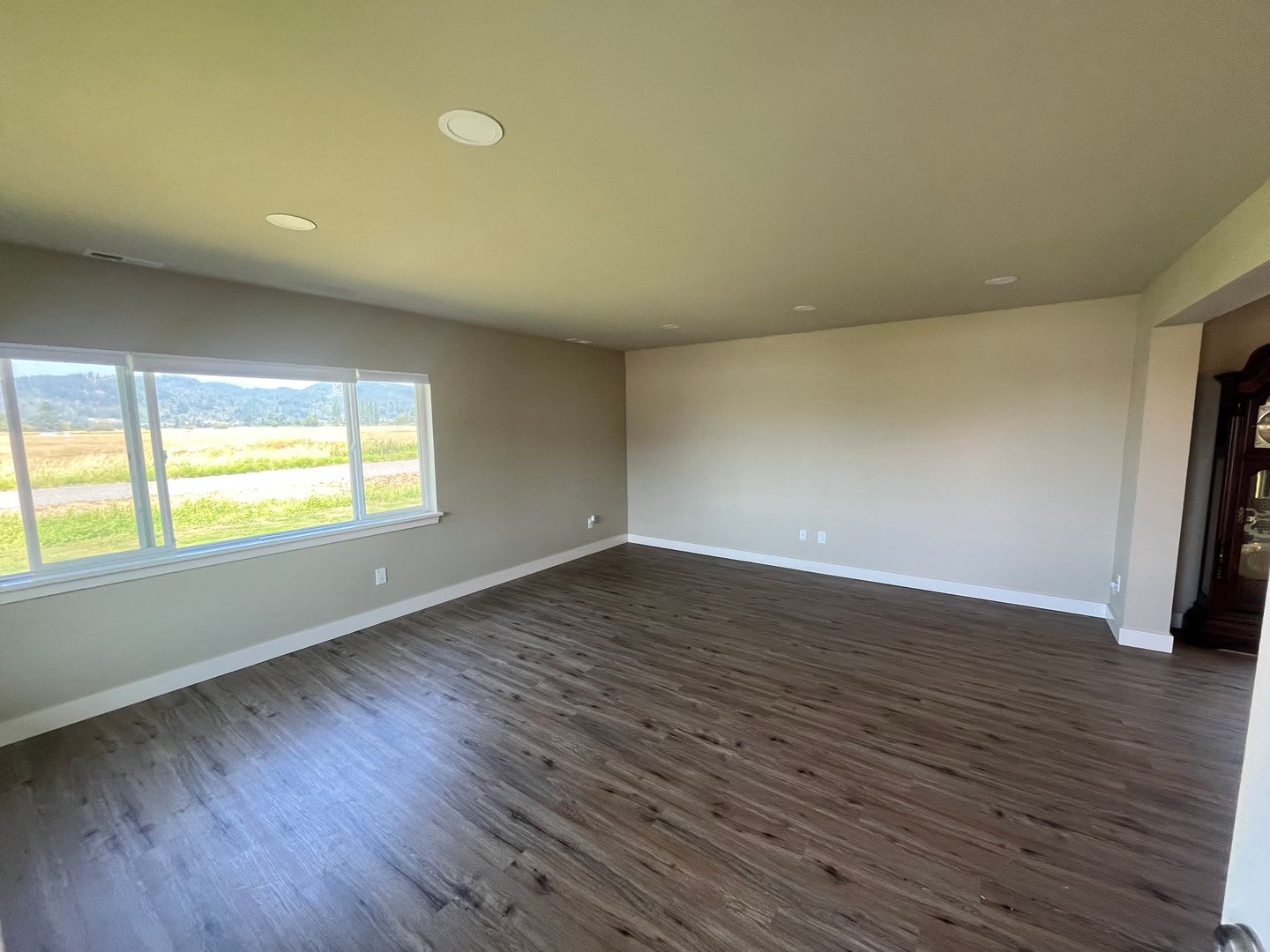 Very Nice Large 2 Bed 1 Bath House In The Country – photo 3