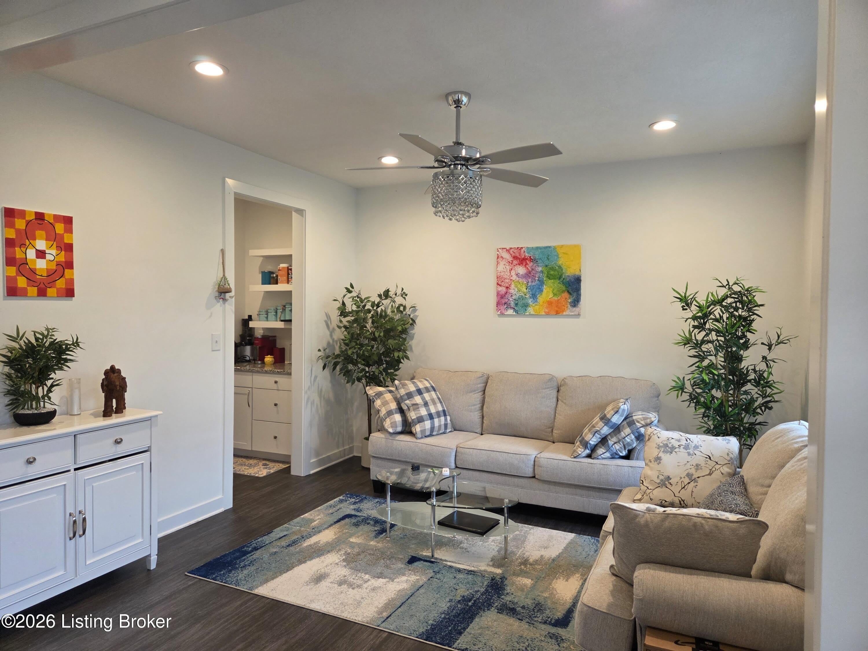 10325 Truman Way – photo 4